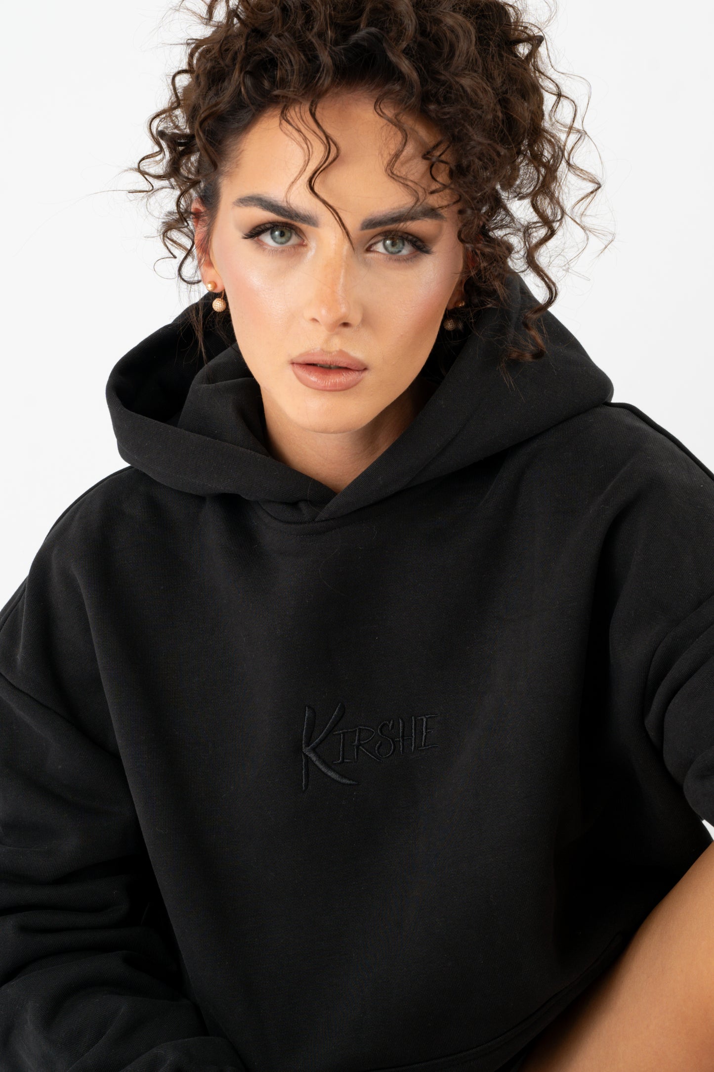 KIRSHE ULTIMATE HOODIE in black