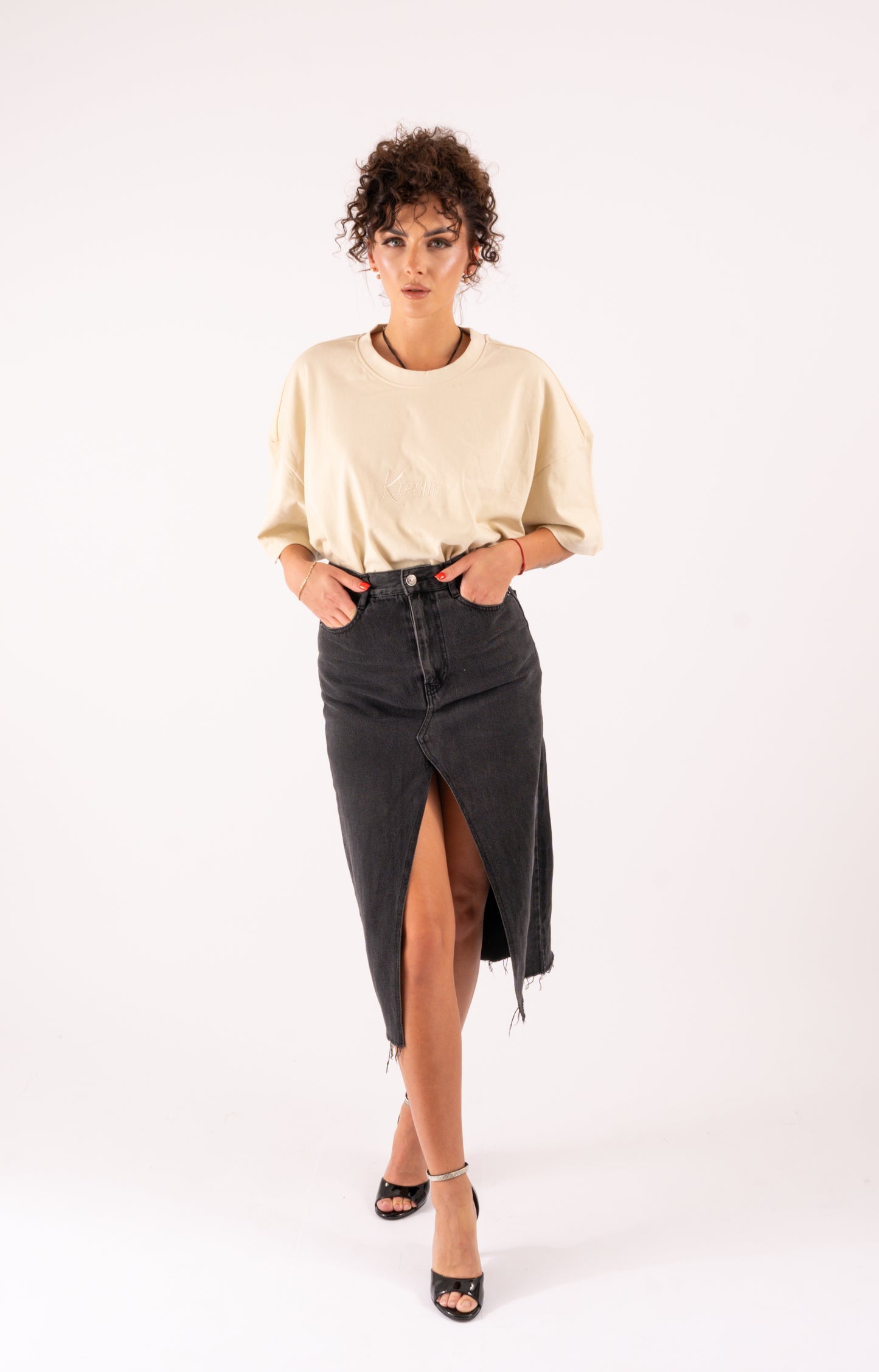 KIRSHE BOXY TEE in beige