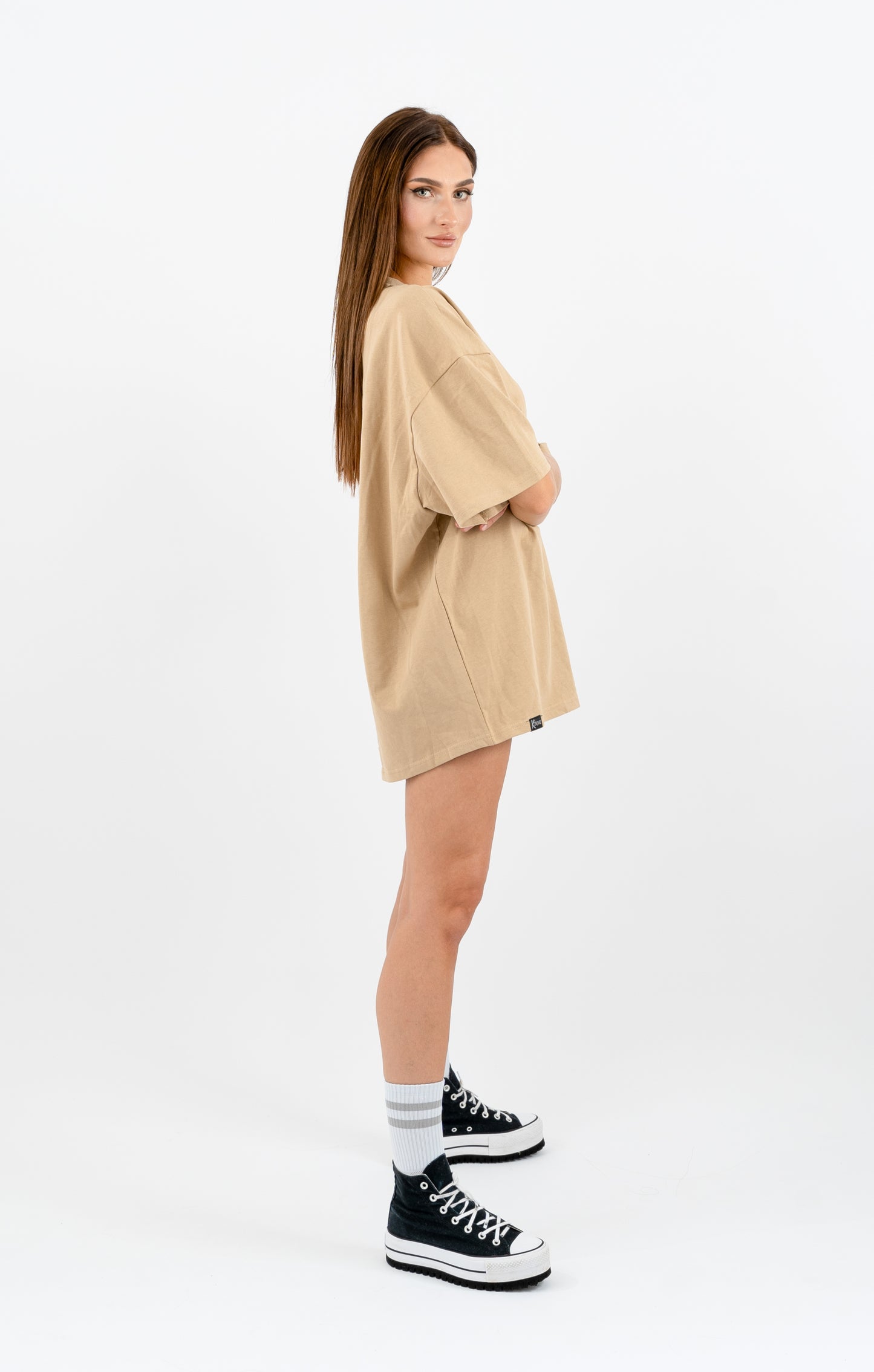 KIRSHE BOXY TEE in sand